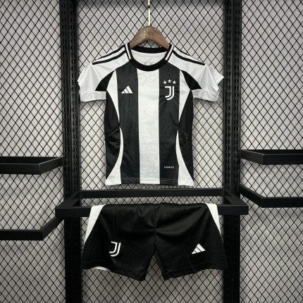 CONJ. INFANTIL JUVENTUS FC HOME 24/25